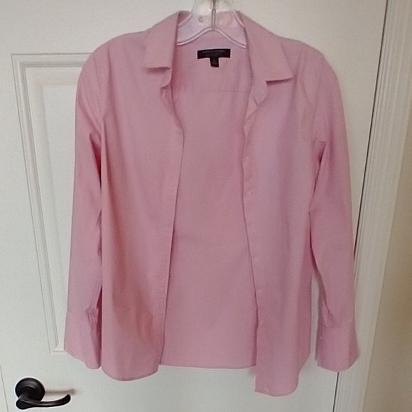 Women's Banana Republic Size 0 pink button down shirt - Riley Tailored Fit - Picture 1 of 11